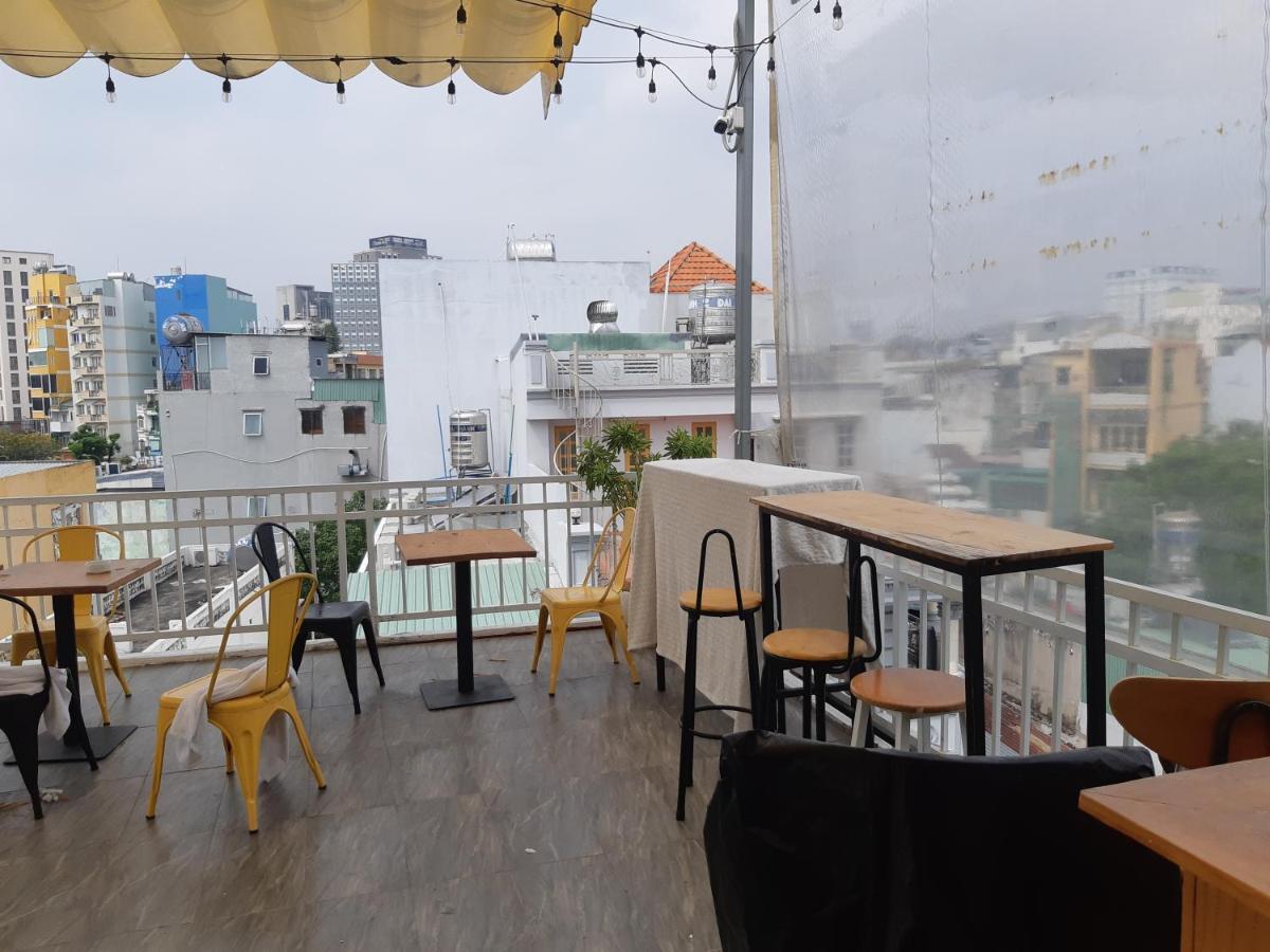 Yelo Hostel & Cafe 호치민 외부 사진