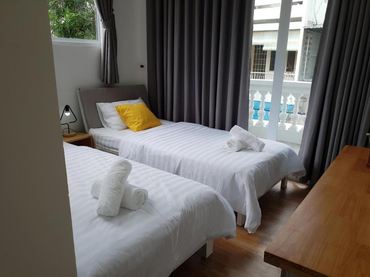 Yelo Hostel & Cafe 호치민 외부 사진